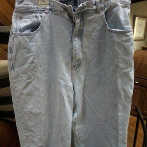 L. A.  womens jeans  size 18 relaxed fit